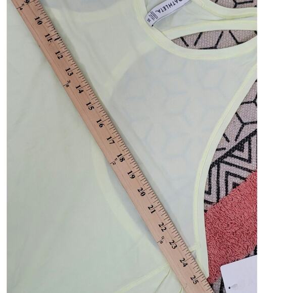 ATHLETA ULTIMATE TANK IN YELLOW, sz 3x - Picture 9 of 10